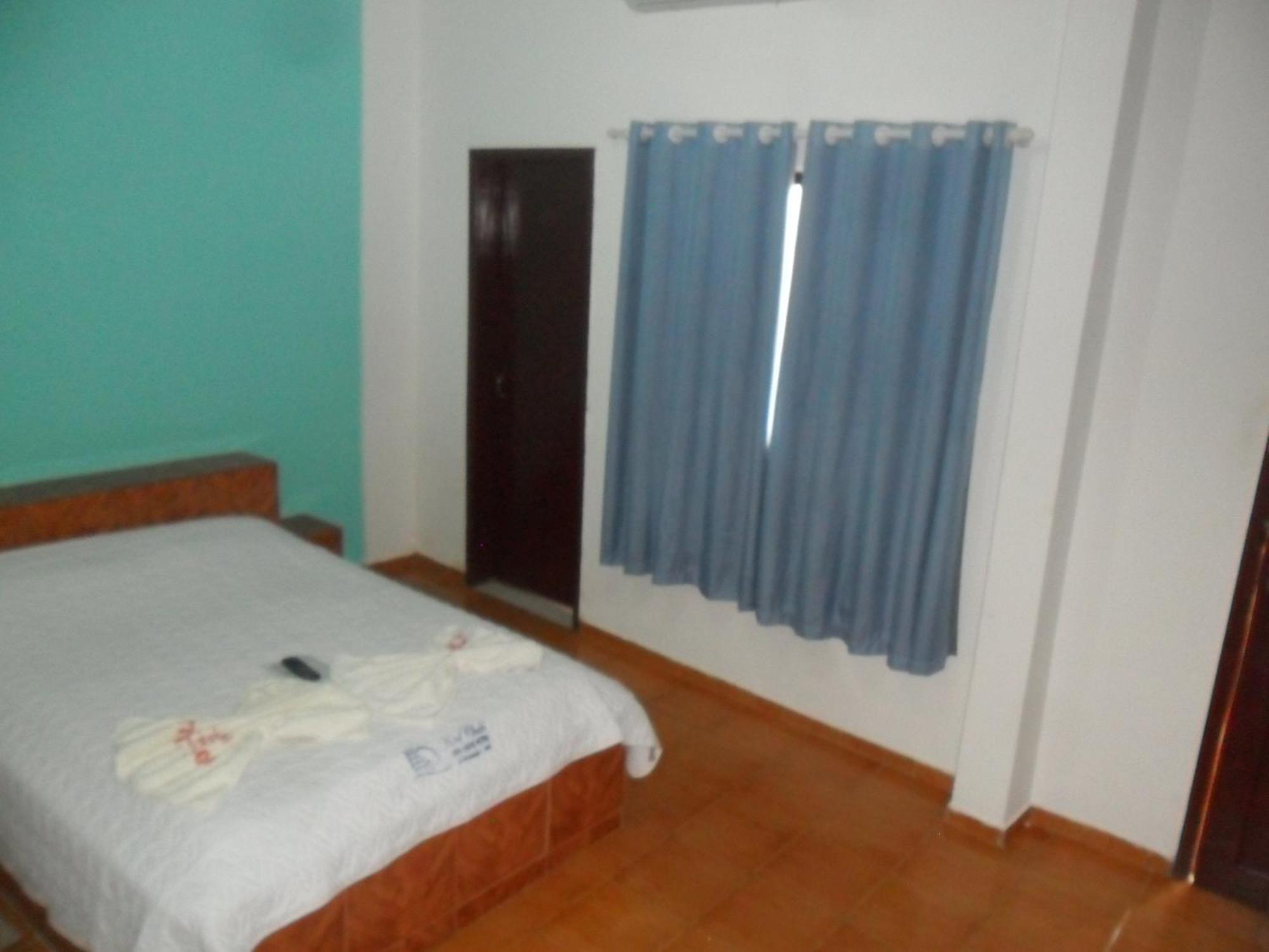 Hotel Chale Ji-Parana Ji-Paraná Quarto foto